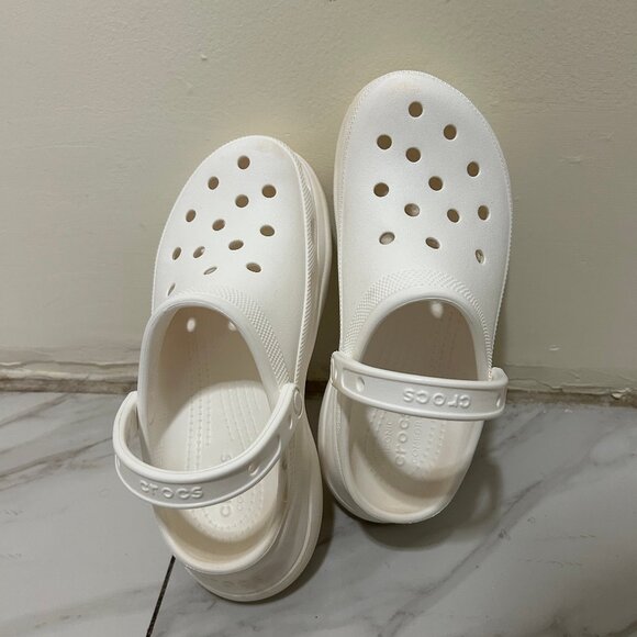 Crocs Bae White size 9 - Picture 3 of 3